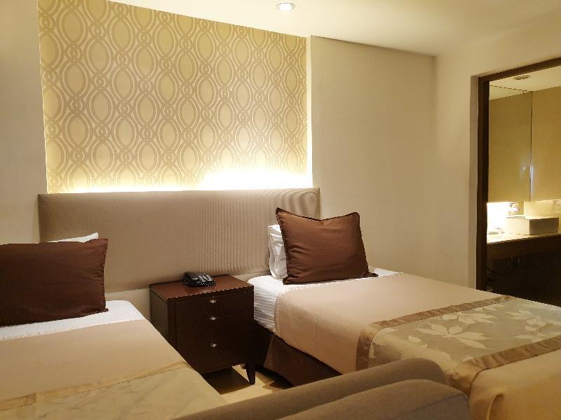 Imperial Palace Suites Quezon City Zewnętrze zdjęcie